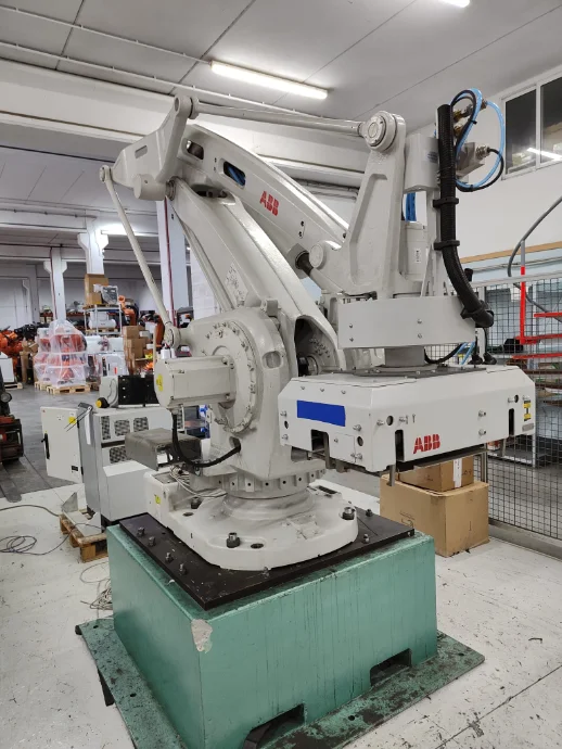 ABB IRB 660 · Paletizado fin de línea